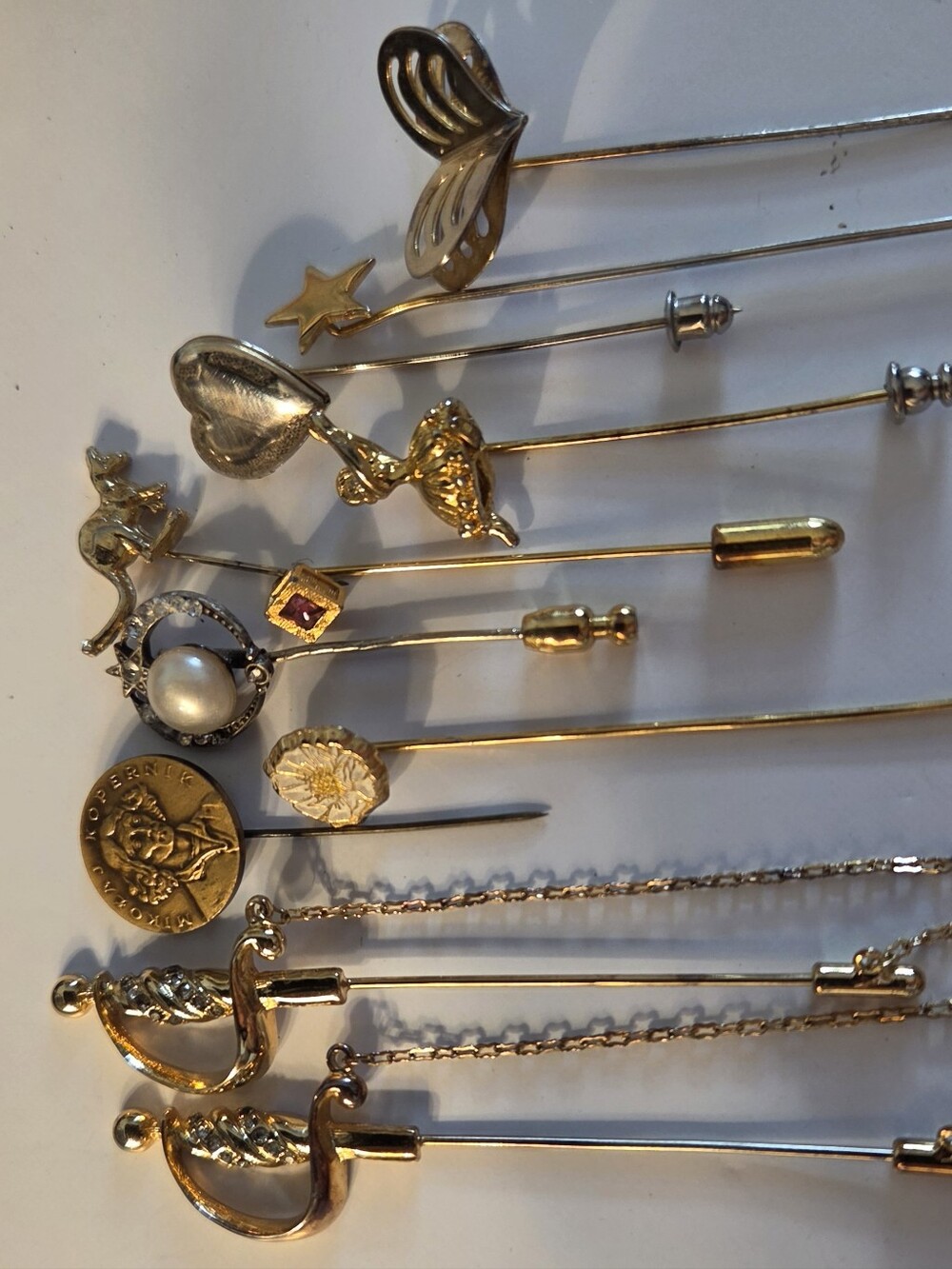 Gold-Tone Women's Stick Pins Set with Pearl and Decorative Motifs